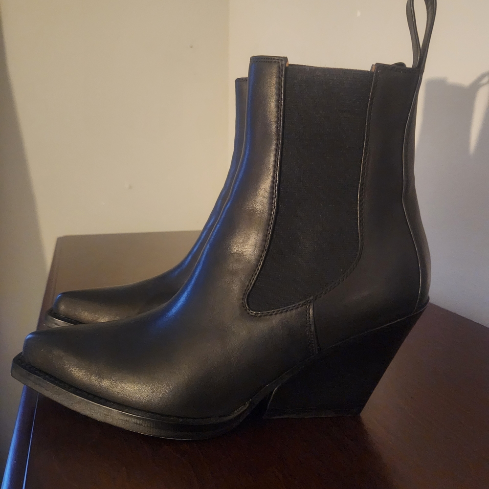 Alias Mae Black Leather Wedge Ankle Boots